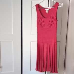 Max Studio Sleeveless stretchy Fitted Pleated Midi Dress in Pink